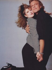 Song_King_US_Vogue_September_1985_02.thumb.jpg.360b3042eb22eb64c3033360c4104002.jpg