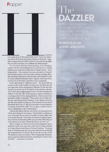 TS_Leibovitz_US_Vogue_May_2010_01.thumb.jpg.51c14a57c647c43c5149a1335524f556.jpg