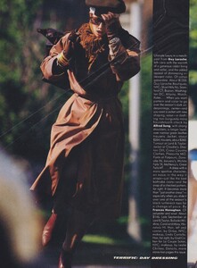 Terrific_Lange_US_Vogue_September_1985_03.thumb.jpg.8f65062cace0fc042c28f61c5d722ece.jpg