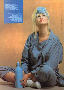 VeroniqueVanBrussell100CoseIT0284no70Azzurro02.thumb.jpg.94bf66c00e327adb22e5bec6749c72f1.jpg