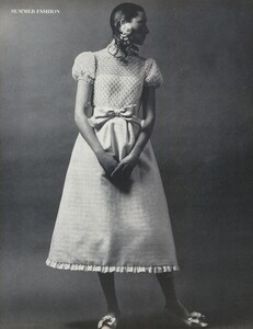 Waldeck_Penati_US_Vogue_April_15th_1968_03.thumb.jpg.4784cb8fe1ce1688e63a2c0c77e189c3.jpg