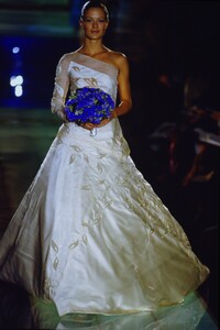 atelier-versace-fall-1996-4.thumb.jpg.0a3ddfcff71bdaf270084db2a70241c5.jpg