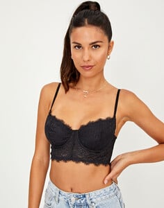 casper-cupped-bralette-black-front-ut48667lac_1610673600.jpg