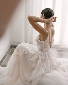 clair.bridal_195445526_202466225062256_7155587791536134616_n.jpg