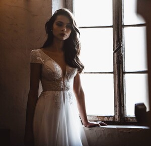 clair.bridal_196789475_6345063468852951_4142031681543853902_n.jpg