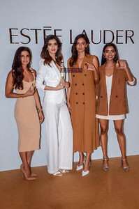 diana-penty-at-a-product-launch-of-a-leading-makeup-brand-photos-0008.jpg