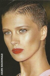 elle.jpg.5622d733c0e7cc842fe35a249f172baf.thumb.jpg.9759f54fb1560394124a29bfd71703f3.jpg