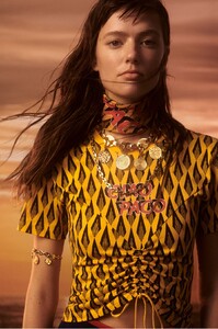 https___hypebeast.com_wp-content_blogs.dir_6_files_2021_06_paco-rabanne-ciao-paco-summer-capsule-collection-12.jpg