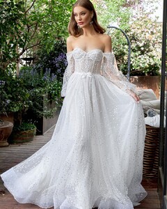 julievinobridal_198793882_513902219754916_1504118144992508801_n.jpg