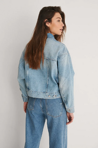 nakd_80s_trucker_denim_jacket_1018-007568-0047_02b.jpg