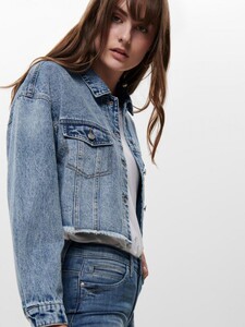 only-denim-jackets-womens-cropped-denim-jacket-medium-blue-denim_5.jpg