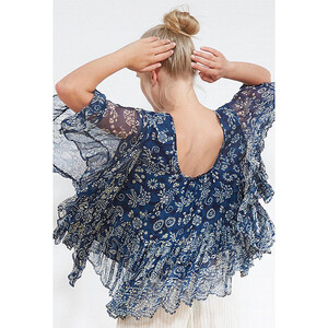 paris-fashion-store-women-blue-print-blouse-barito-fashion-designer-clothes-paris.jpg