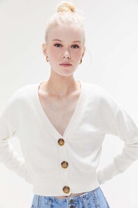 urban-outfitters-designer--Uo-Honey-Plush-Cropped-Cardigan.jpeg