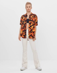 womens-shirts-blouses-bershka-flame-print-shirt-multicolored_2.thumb.jpg.fba349e981dffffc46461df5b9d8ef54.jpg