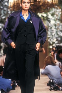 ysl-hc-fw-1985-5.thumb.jpg.a5eed1eecc857f8fb2cc179620decdda.jpg