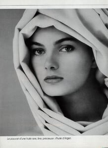 03-MADAMEFIGAROFR15nov86-GALENIC-m.PaulinaPorizkova-ph_Unk.thumb.jpg.52fa10ca7d78b209909998f1649d8e45.jpg