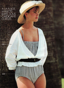 10-MADAMEFIGAROFR22jun85-m.Unk-ph.GuyChevallier.thumb.jpg.d1f63f45c8f4725bd0c000f3cd0614d3.jpg