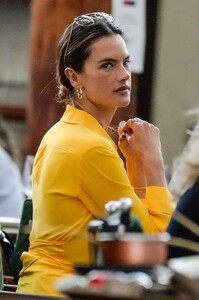       ale150721BZNimage147.jpg