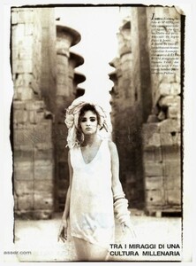 1173096133_AdrianaStasnyMagaliBazaarITEgyptAmynNasser(4).thumb.JPG.dc50e41171f08e9fb55e53f7266b3ef4.JPG