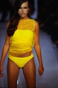 1214794474_AMANDA-WAKELEY-SPRING-2000(3).thumb.jpg.693b46f9b48bc6ea02ee98b1594e1692.jpg