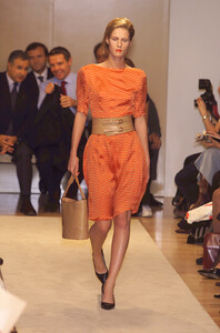 lisa s01trussardi1911--3a.jpg