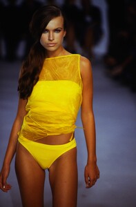 1244288176_AMANDA-WAKELEY-SPRING-2000(1).thumb.jpg.bee56b0e6f13be28a335a4646635da8b.jpg