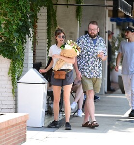       liz160721BZNimage109.jpg