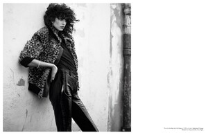Vogue Paris No. 1019 - Août 2021-page-m006.jpg