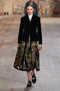 Deirdre Firinne Christian Dior Fall 2021 Couture 1.jpg