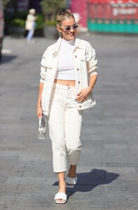       rob230721BZNimage115.jpg
