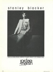 2023605431_VOGUEUSDec198005.thumb.jpg.9a69b8c2e6fc215b7ec8b525448eab4f.jpg