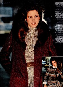 2058844821_EleganceParisFall-Winter81-82(79).thumb.jpg.50e8cfb128436d99bda9d8c13ae2c387.jpg