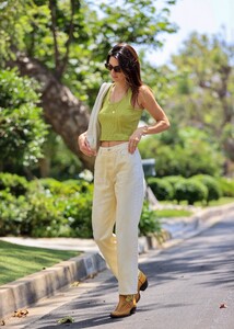       jen250721BZNimage117.jpg