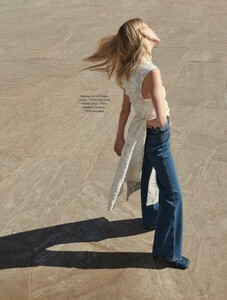 2021-08-01 Elle Sweden-page-011.jpg