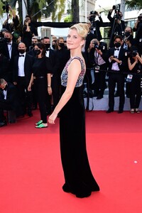       mel180721BZNimage123.jpg