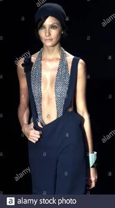 amc s01gArmani--2CPF7FP.jpg