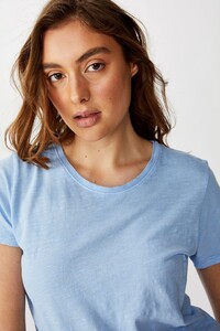 238221-476-1.jpg