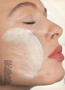 24-MADAMEFIGAROFR1feb92-m.Unk-ph.Hiromasa.thumb.jpg.c601d8e10fb25b57087516656678cd42.jpg