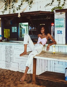 Elle Espana 07.2021-page-004.jpg