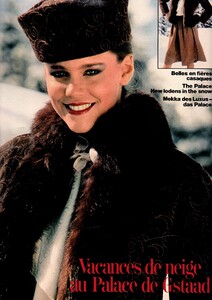 39364394_EleganceParisFall-Winter81-82(60).thumb.jpg.787157f477adf477d054c3e989a9b27f.jpg