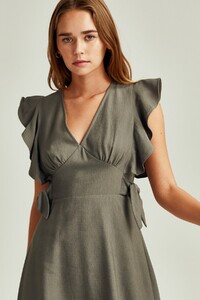 40190535_reserve_dress_306_sage_nh_5658.jpg