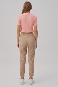 40190711_resonance_t-shirt_681-candy_pink_40190713_electron_pan1t_104-sand_sh_31452-edit-edit-edit-2_1_1.jpg