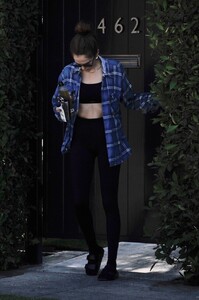       deu030721BZNimage110.jpg
