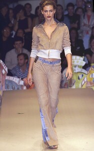 urzi s01pattyShelabarger-2a.jpg