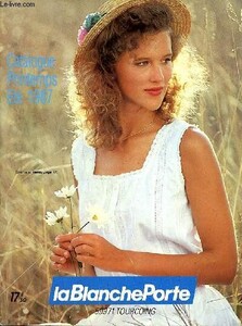 688670131_lablancheporte1987.thumb.jpg.4880b9560bb15f40eaad9afed6e52eca.jpg