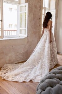 2201 Carey (3).jpg