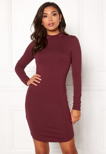 77thflea-brenna-dress-wine-red.thumb.jpg.0e36d0994452f0edafa0c87964e2fb4b.jpg