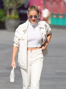       rob230721BZNimage107.jpg