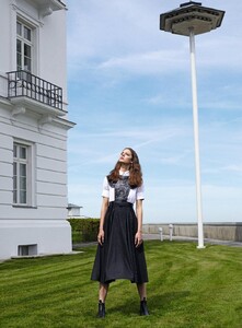 Harper’s Bazaar (08_2021)-page-008.jpg