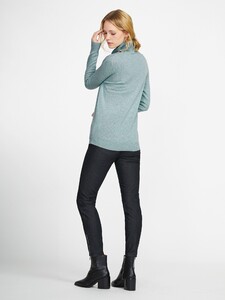 937599_PEOP_R_051218_140044.jpg